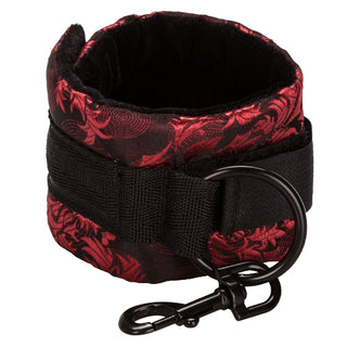 Scandal Collar Body Restraint Red